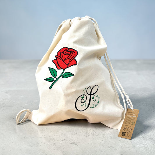 Personalisierter Baumwollturnbeutel mit roter Rose und Monogramm – 100 % Baumwolle