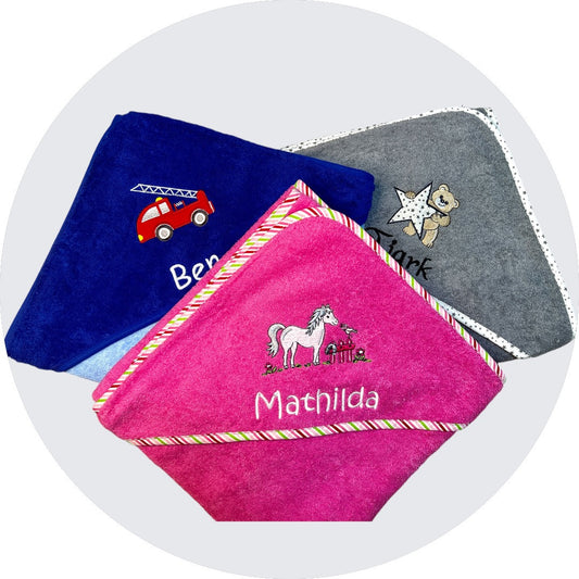Kapuzenhandtuch 100x100 cm und Waschlappen Set mit Name und Motiv, Geschenk zur Geburt