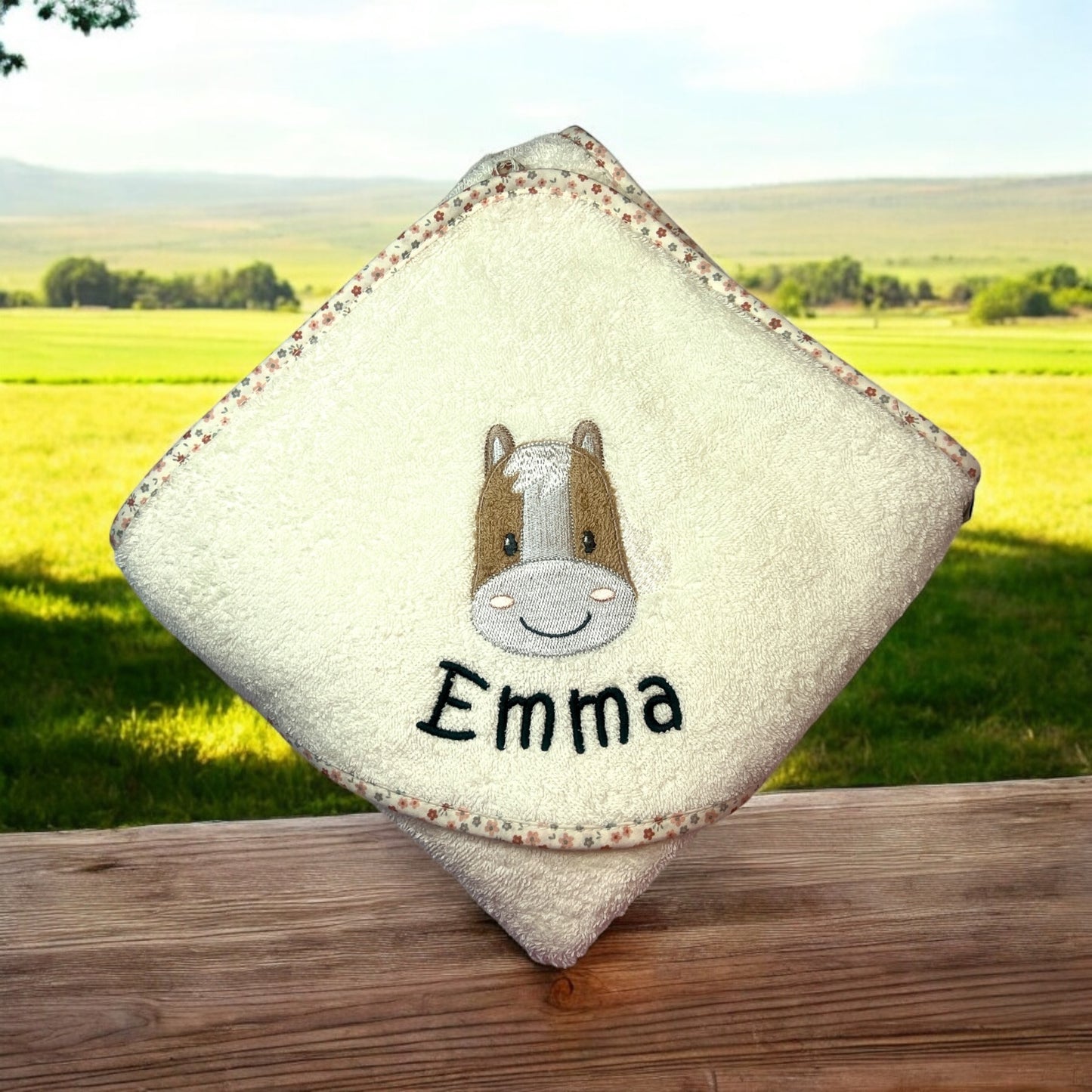 Kapuzenhandtuch 100x100cm und/oder Waschhandschuh mit Name aufgestickt Pferd Sunny Sterntaler