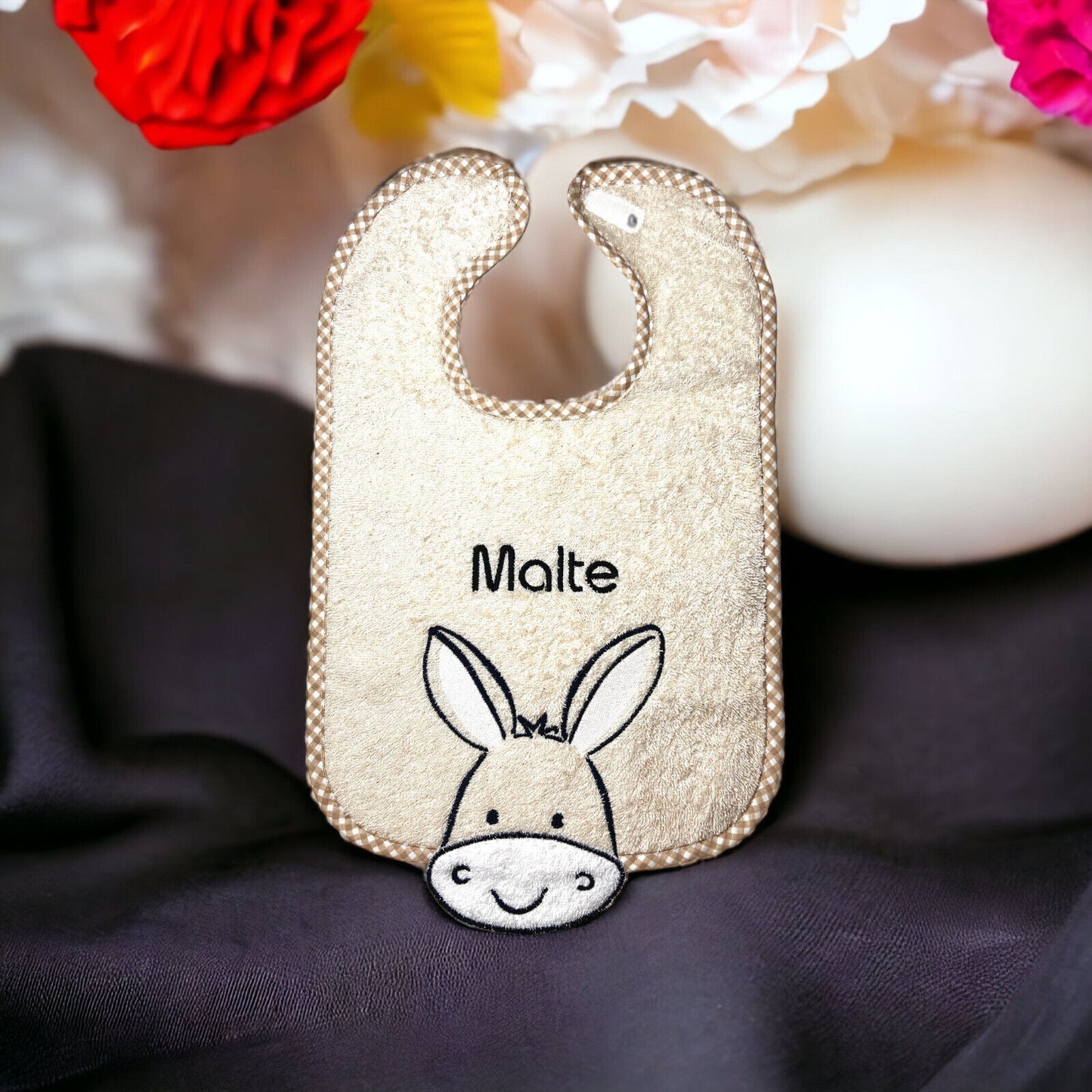 Lätzchen mit Name, Esel, grau oder beige Babylatz, Geschenk fürs Baby