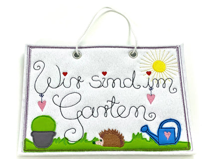 Gartenschild Wir sind... - Schild aus Filzstoff, bestickt, Sommer, Sonne, Garten