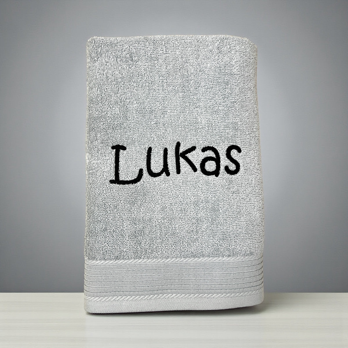Duschhandtuch mit Name bestickt – personalisiertes Duschtuch 70 x 140 cm