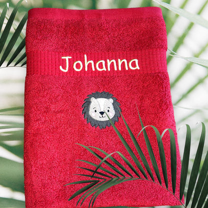 Löwen Handtuch mit Name in 19 verschiedenen Farben und 4 Größen wählbar