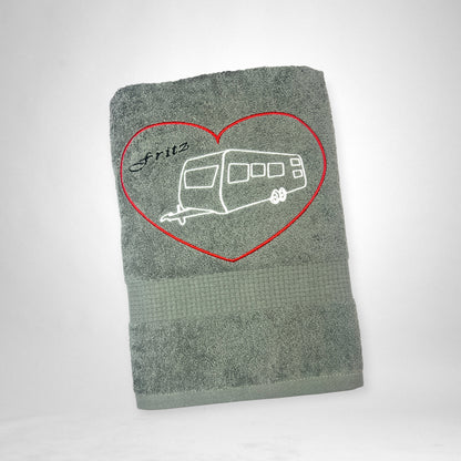 Wohnwagen mit Herz Handtuch mit Name bestickt, Duschtuch, Urlaub, Strand