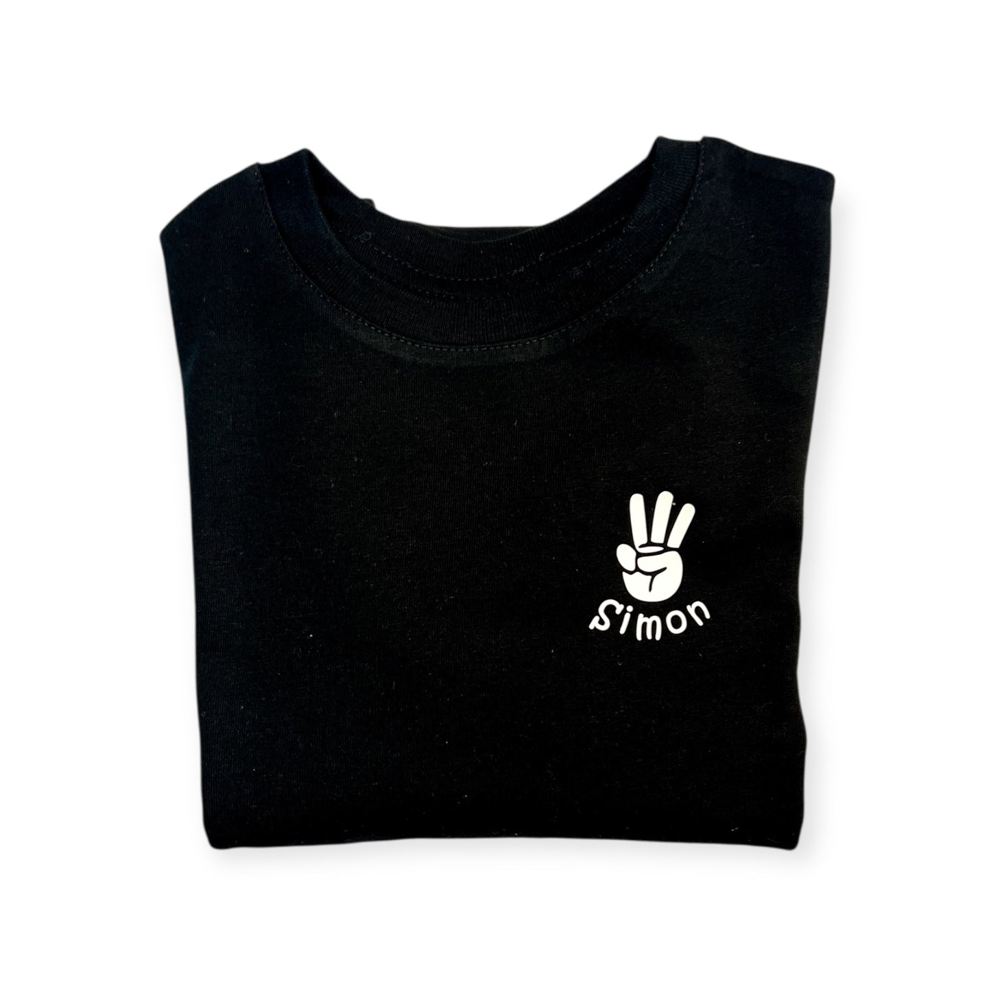 Young wild & three T-Shirt zum 3. Geburtstag mit Name personalisiert, schwarz