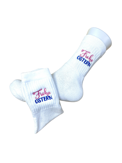 Tennissocken mit Ostermotiv bestickt, personalisierbar