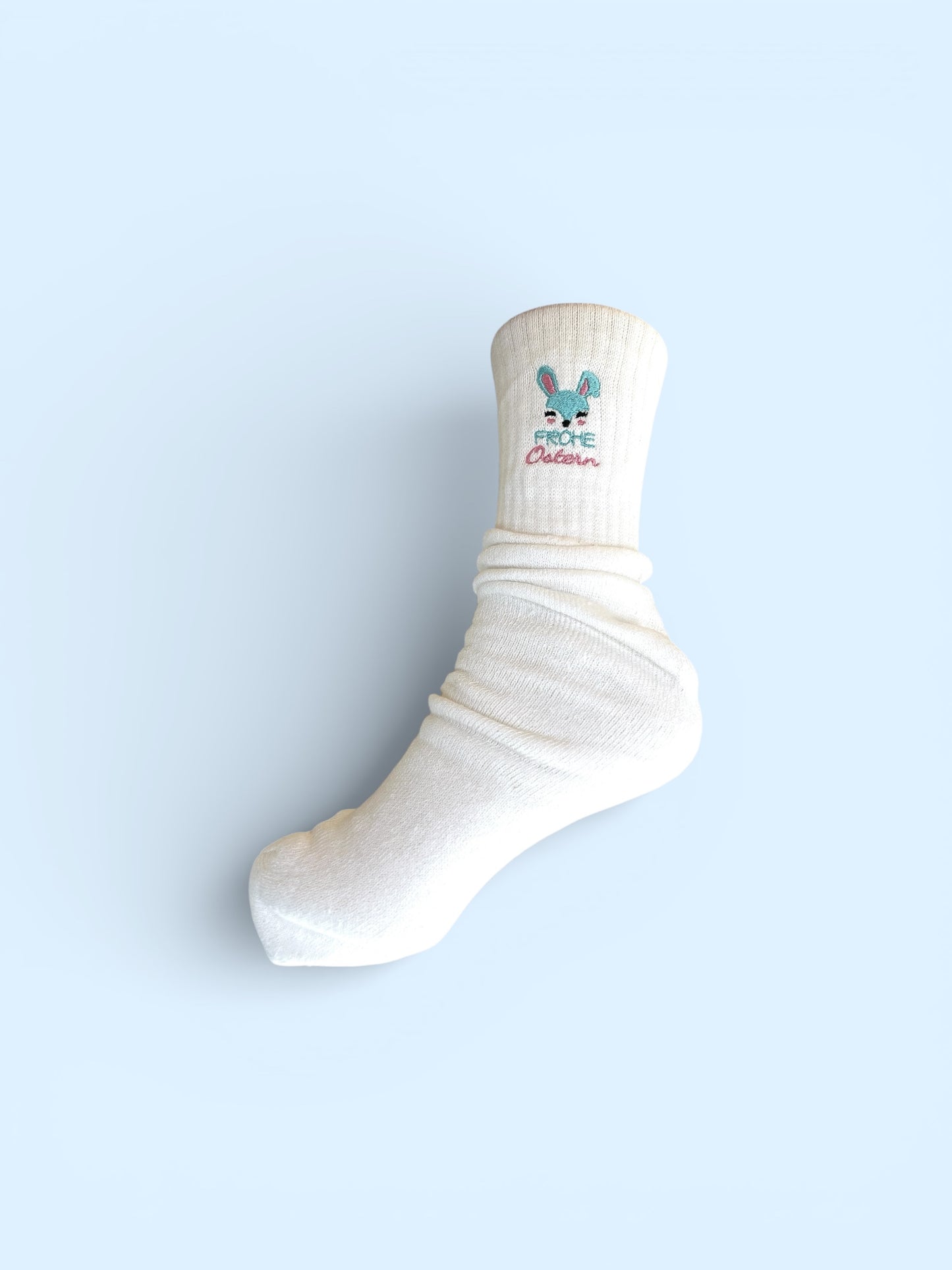Tennissocken mit Ostermotiv bestickt, personalisierbar